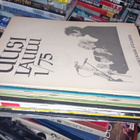 23 kpl kokoelma UUSI LAULU lehti 1975-1981 ( SIS POSTIKULU ) - pikkukuva 1