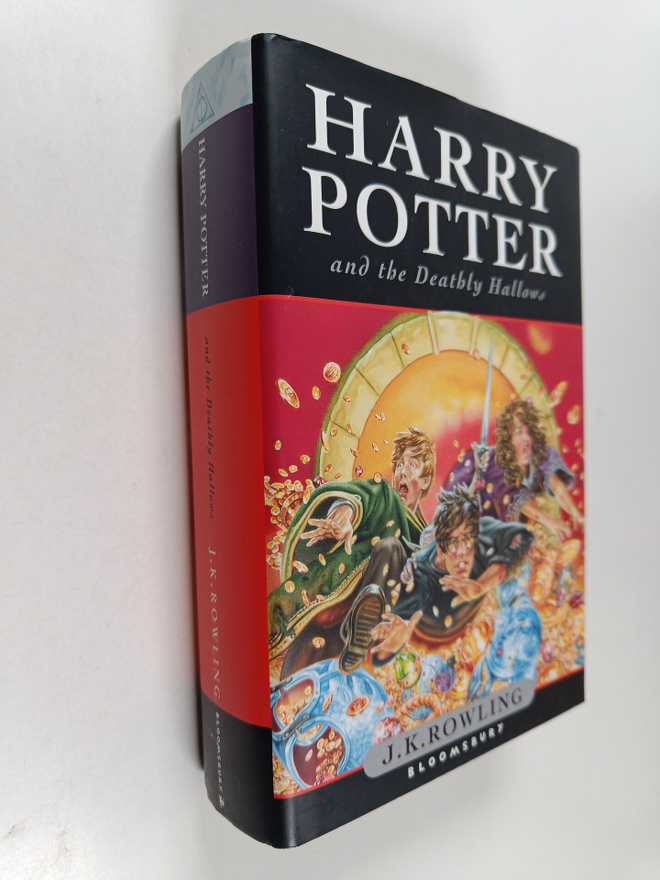 J. K. Rowling : Harry Potter and the Deathly Hallows