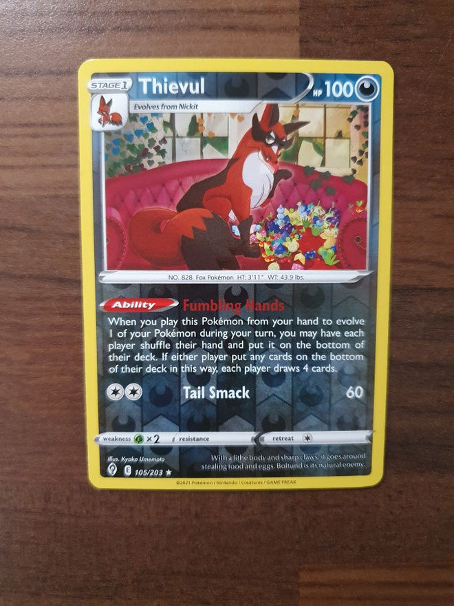 Pokemon Thievul 105/203 Reverse holo rare