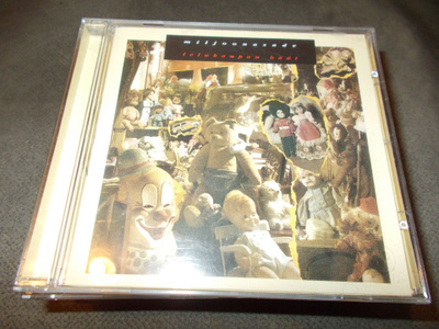 CD MILJOONASADE ** LELUKAUPAN HÄÄT **