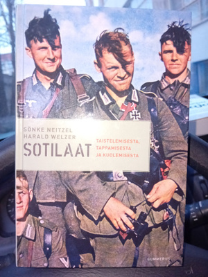 Neitzel : Sotilaat ( SIS POSTIKULU  )