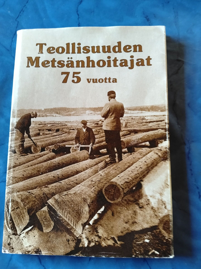 teollisuuden metsänhoitajat 75 v