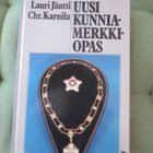 Kunniamerkki  Opas - pikkukuva 1