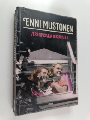 Enni Mustonen : Verenpisara ikkunalla
