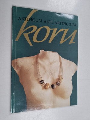 Koru - artificum arte artificium