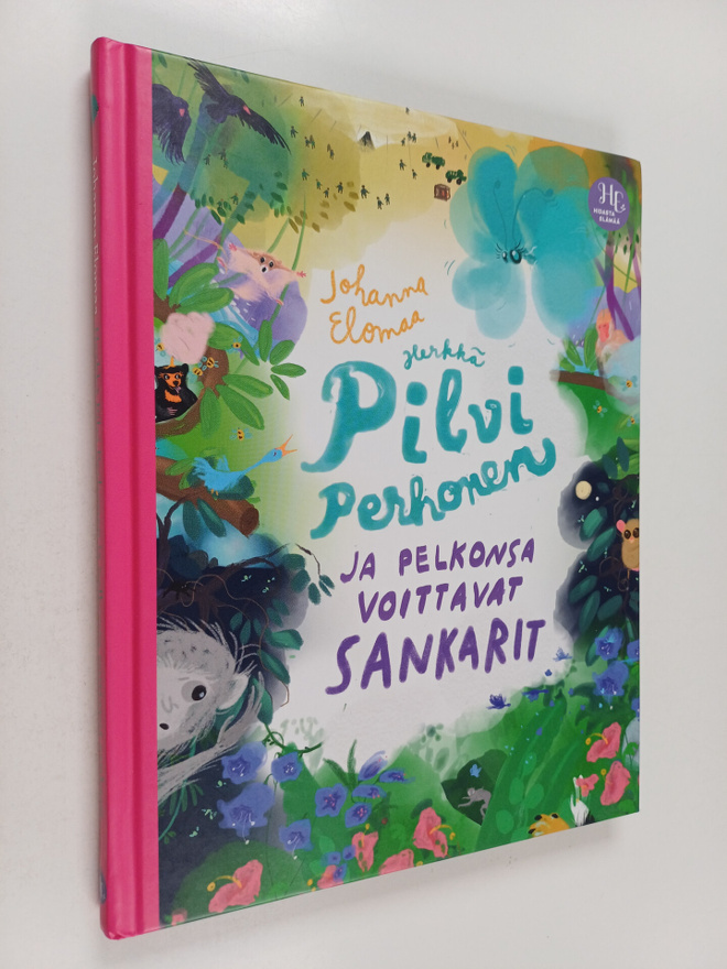 Johanna Elomaa : Herkkä Pilvi Perhonen ja pelkonsa voitta...