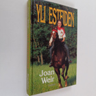 Joan Weir : Yli esteiden - pikkukuva 1