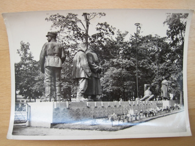 VANHA Postikortti Pori Sankaripatsas 1950-lukuu