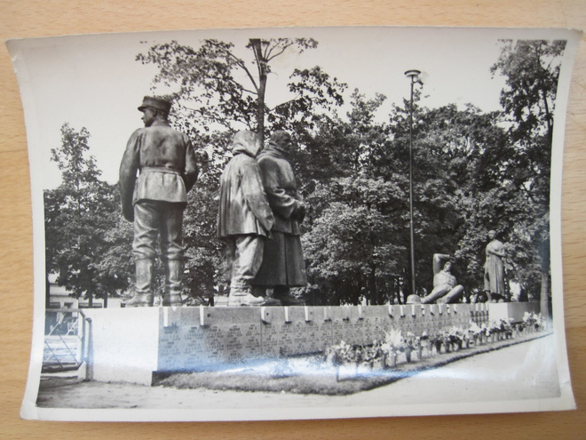 VANHA Postikortti Pori Sankaripatsas 1950-lukuu