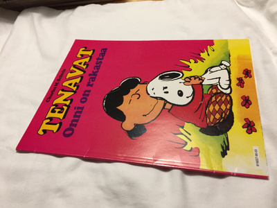 TENAVAT ALBUMI ONNI ON RAKASTAA HYVÄ