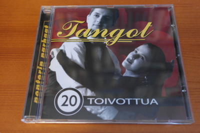 Tangot-20 toivottua CD.Hyvä!