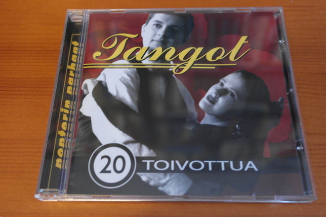 Tangot-20 toivottua CD.Hyvä!