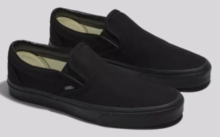 Vans Classic Slip-On Black/Black Eri kokoja saatavilla