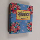 Running Press : In Praise of Grandmothers : An Ageless Tr... - pikkukuva 1