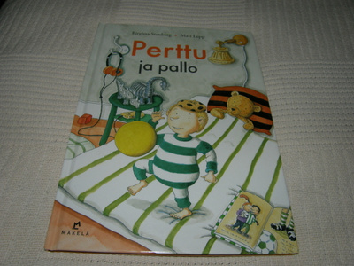 Stenberg - Lepp Perttu ja pallo
