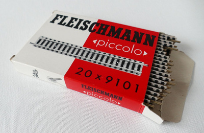 Fleischmann Piccolo 9101 suora ratakiskopakkaus