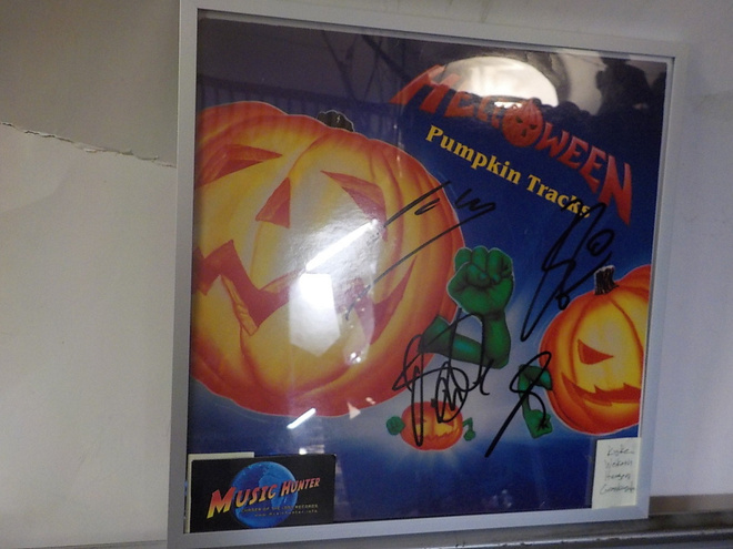 HELLOWEEN - PUMPKIN TRACKS M-/M- LP NELJÄLLÄ NIMMARILLA