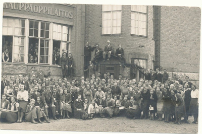 KAUPPAOPPILAITOS (Tampere?) - vanha kortti