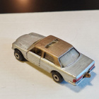 33 Matchbox Mercedes 450 - pikkukuva 2