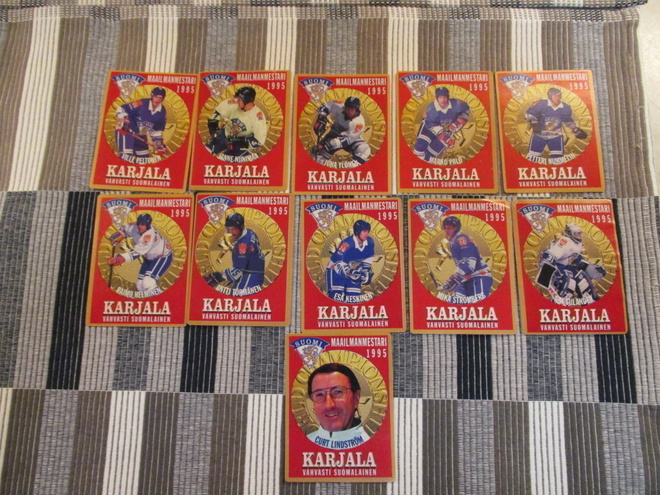 Maailmanmestarit 1995 Karjala etikettejä 11 kpl.