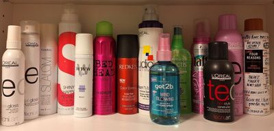 Iso paketti (14 kpl) hiustuotteita mm. Bed Head Tigi, Redken