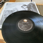 NEIL YOUNG: Landing On Water * 924 109-1. * EUR 1986 - pikkukuva 3