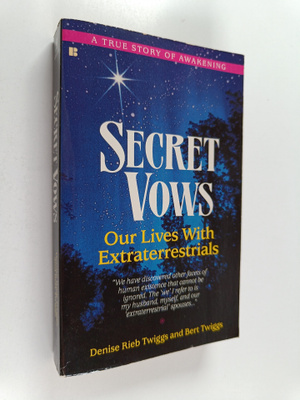 Denise Rieb Twiggs ym. : Secret Vows