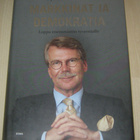 Tietokirjoja - pikkukuva 2