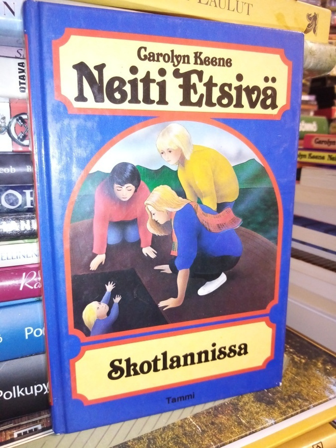 KEENE : Neiti etsivä Skotlannissa