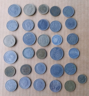 ESPANJA kolikot 31 kpl 175 grammaa