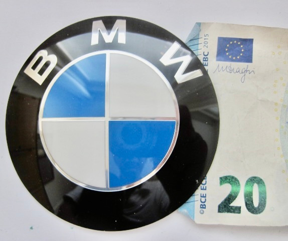 VANHA Auton Merkki Lätkä BMW Peltiä