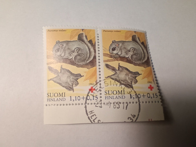 Postimerkki Punainen Risti loistoleima