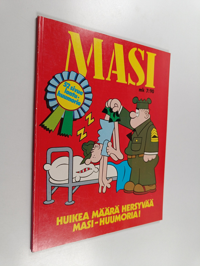 Mort Walker : Masi : Makea määrä hersyvää Masi-huumoria