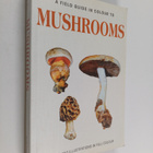Mirko Svrcek : A field guide in colour to mushrooms - pikkukuva 1