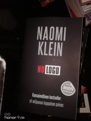 Naomi Klein No Logo