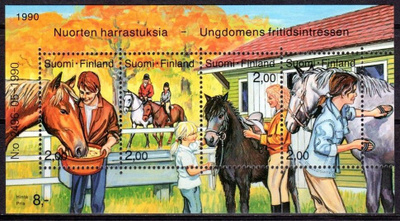 (S0663) Nuorten harrastuksia. Ratsastus, 1990. Pienoisarkki
