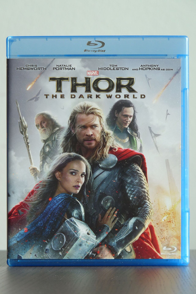 “Thor: The Dark World” (Blu-ray)