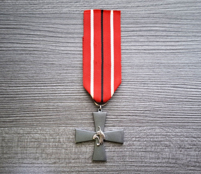 5. Divisioonan muistoristi