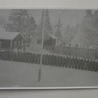 Lipunnosto kasarmilla, talvikuva, ei p. - pikkukuva 1