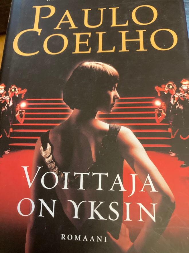 PAULO COELHO: VOITTAJA ON YKSIN