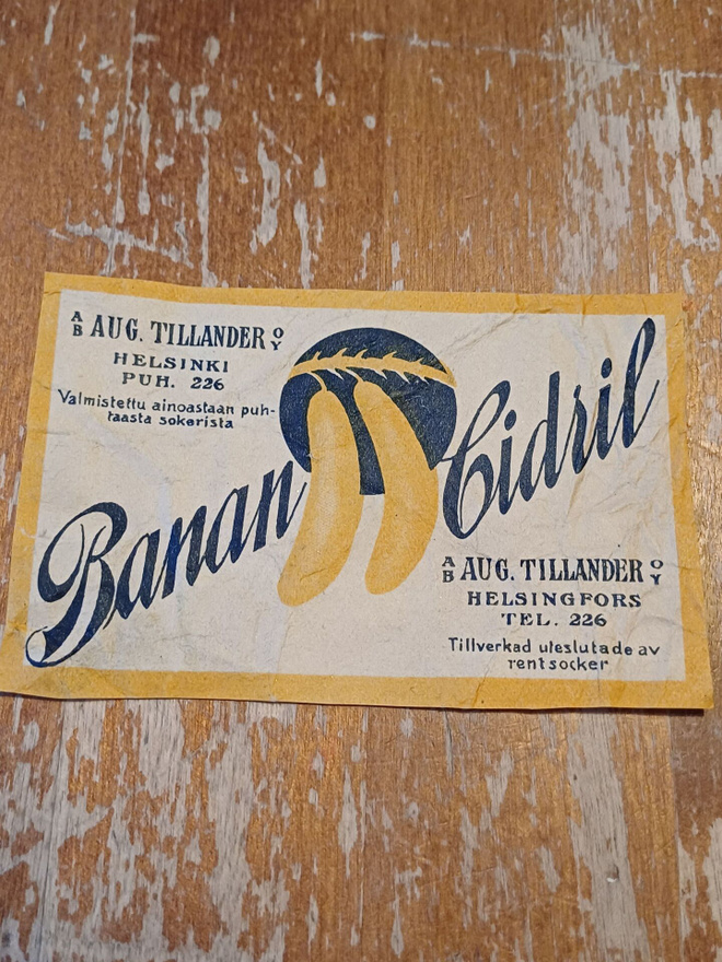 Banan Cidril Aug. Tillander Helsinki etiketti.