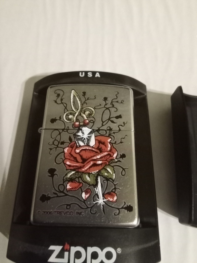 Zippo Daggered Rose Uusi Aito Kotelossaan