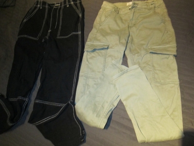 Tyttöjen housut 2 kpl koko 158-160 U,H&M
