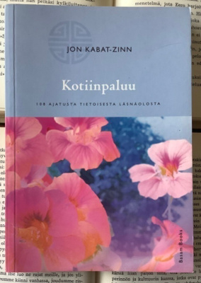 Jon Kabat-Zinn - Kotiinpaluu (pokkari)
