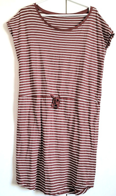 puuvillaa mekko 42-44