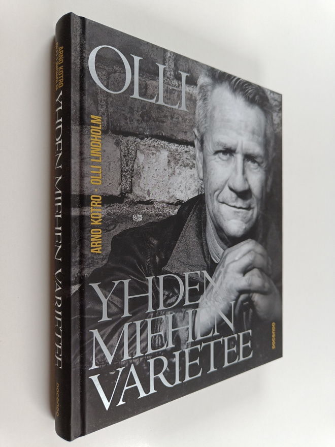 Arno Kotro ym. : Yhden miehen varietee
