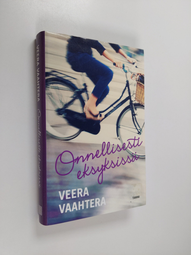 Veera Vaahtera : Onnellisesti eksyksissä