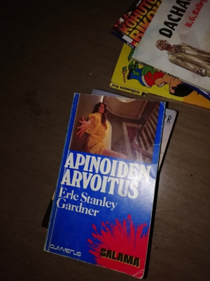 Erle Stanley Gardner Apinoiden arvoitus