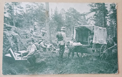 Haavoittuneita tuodaan JSP:lle, Kenttäpostia 1941