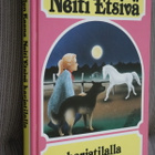 Carolyn Keene : Neiti Etsivä karjatilalla ( 1.p. 1989 ) - pikkukuva 1